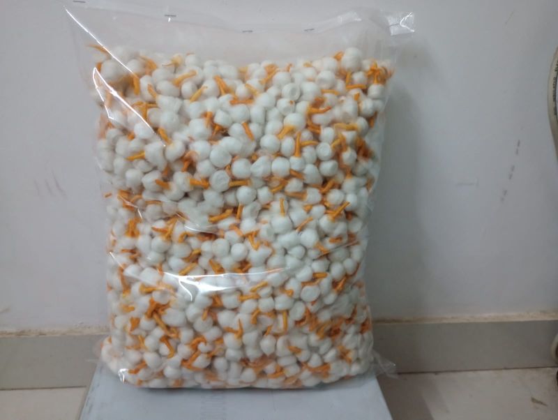 Machine Made, Off- White Round Cotton Wicks with Orange Tip